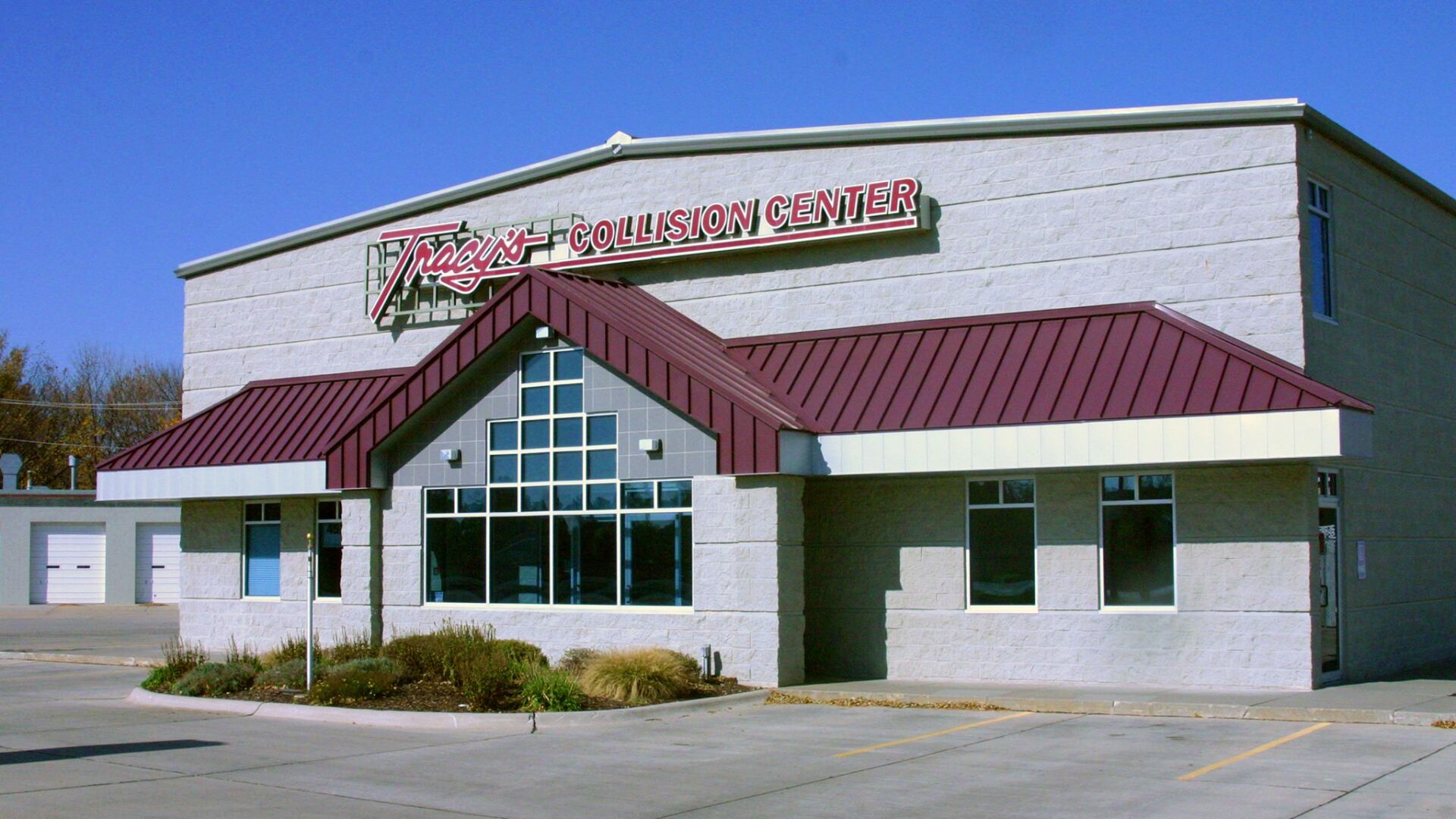 Body Shop: Tracy's Collision Center